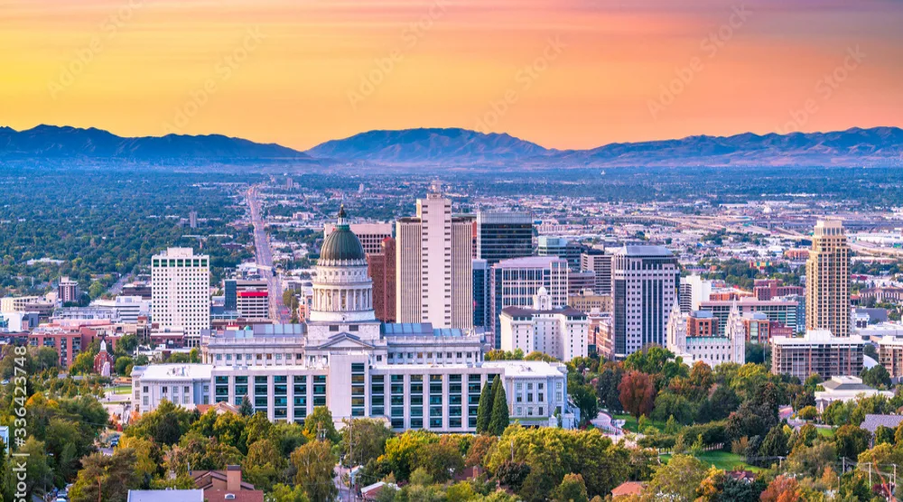 Salt Lake City skyline with the Utah State Capitol and mountains